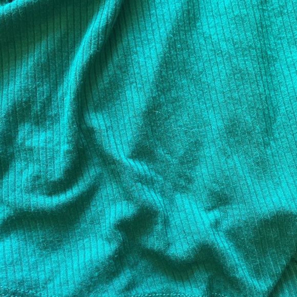 Emerald Green Ribbed Dress - Picture 2 of 4